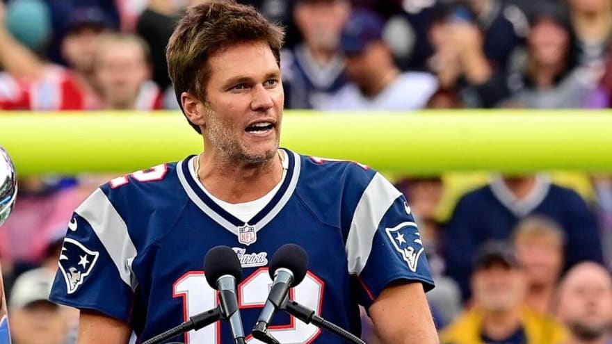 Tom Brady does not see his broadcasting role as competitive