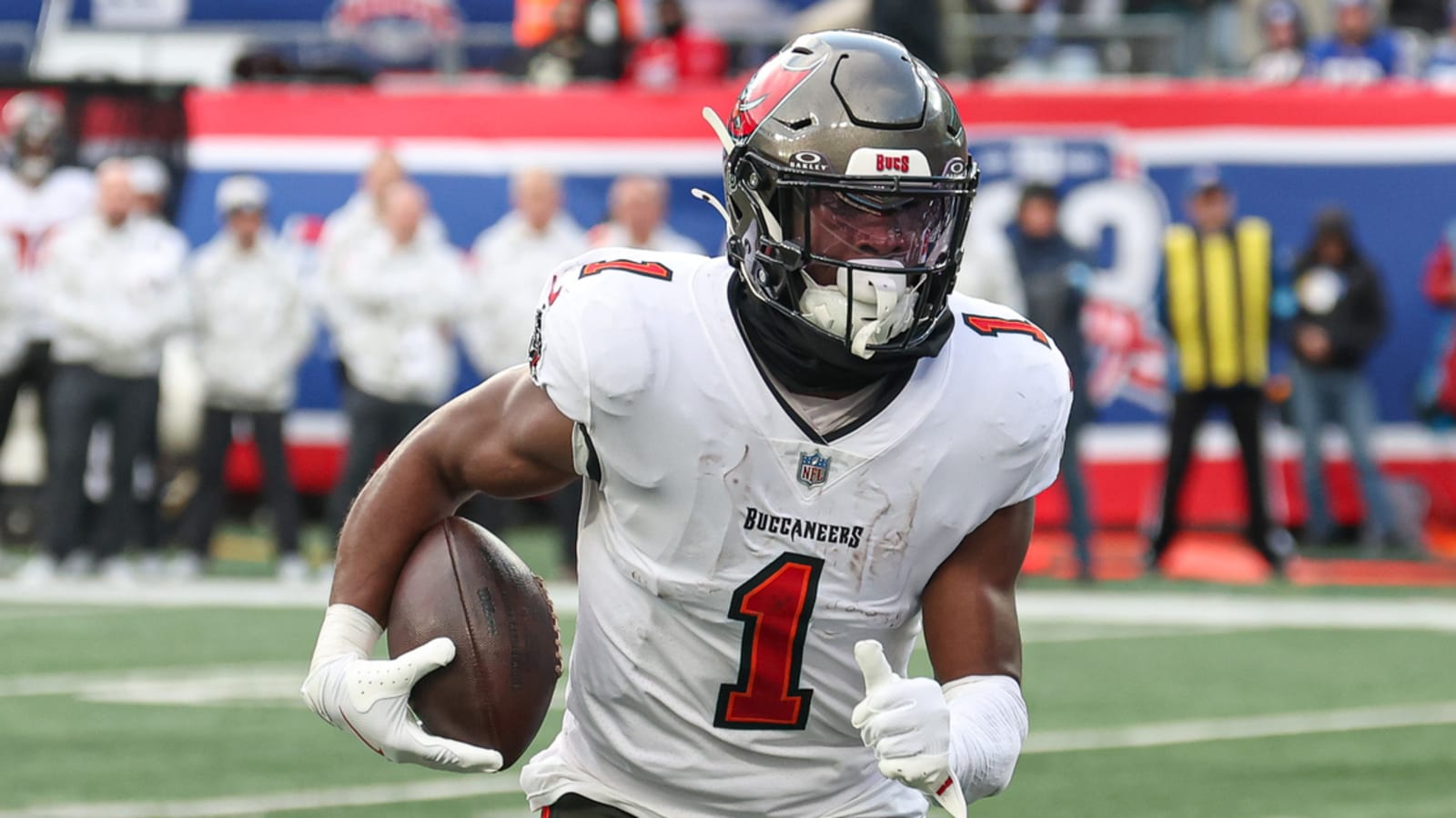 FBI investigating alleged extortion attempt against Bucs' Rachaad White