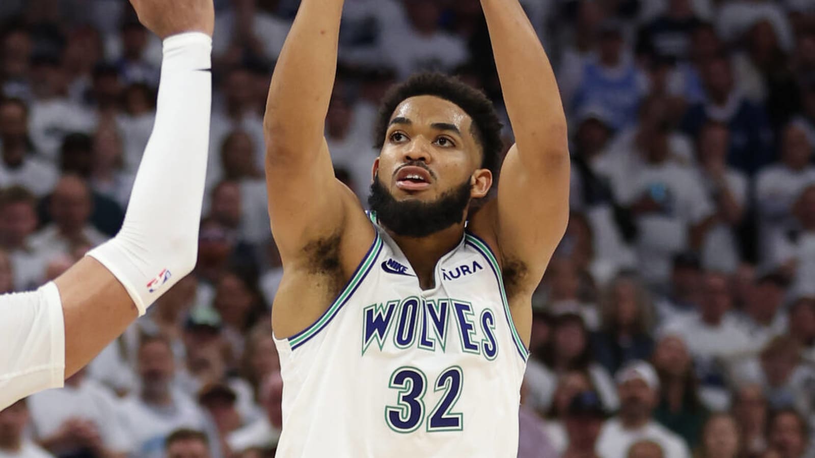 Karl-Anthony Towns' shooting woes sink to historic lows