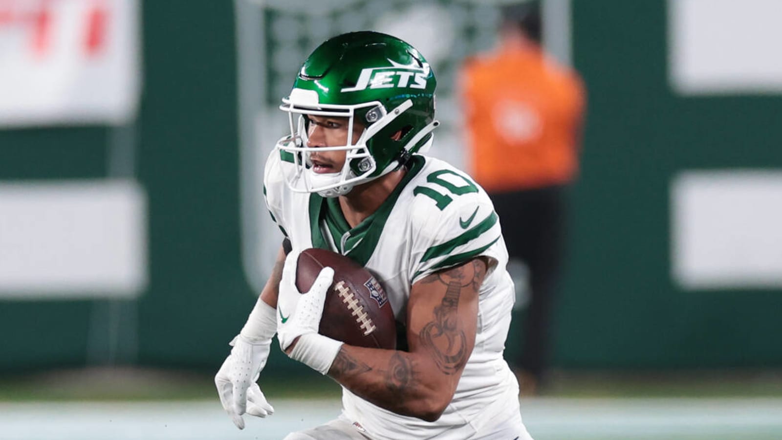 Jets coach praises WR Allen Lazard after woeful season