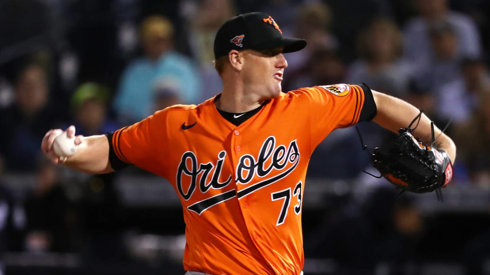 Orioles re-sign Thomas Eshelman to minors deal