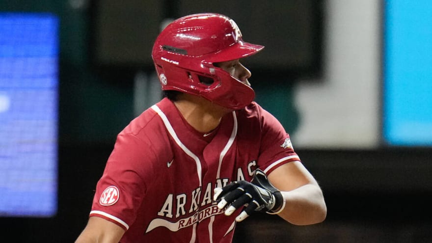 Watch: Kendall Diggs' three-run blast lifts Arkansas to win