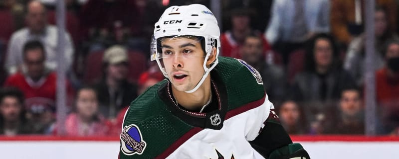 Coyotes' top pick Dylan Guenther learning from and living with