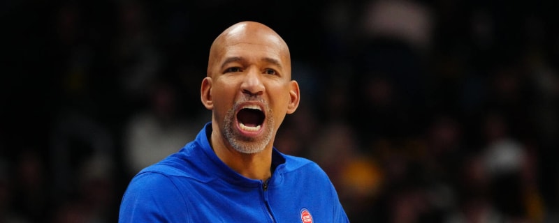 Monty Williams blasts refs after key missed call: 'That's an abomination'