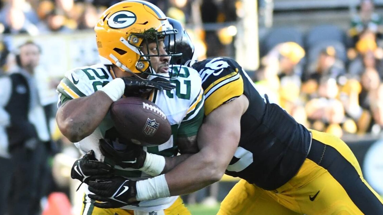 Packers RB AJ Dillon broke thumb against Giants, wants to play Sunday