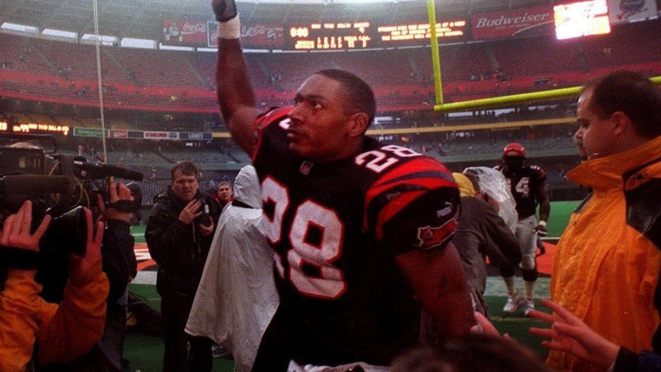 Ex-Bengal Corey Dillon rips team's 'garbage' Ring of Honor process