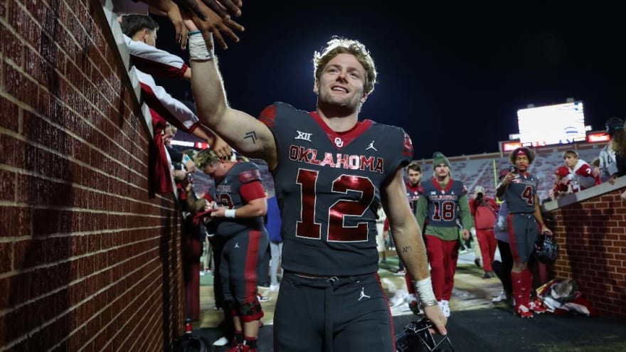 Oklahoma wide receiver Drake Stoops signs with Los Angeles Rams