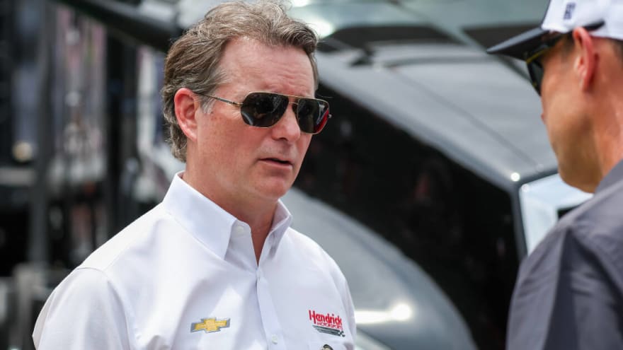 NASCAR driver Greg Biffle plane crash: Jeff Gordon pays tribute in wake of tragedy