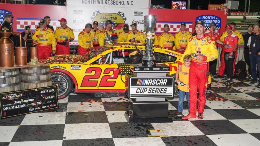 Joey Logano reflects on having his dad and son on track with him after winning All-Star Race: ‘Tearjerker moment’