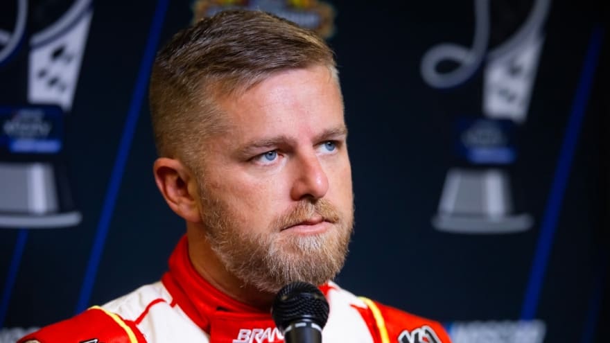 Justin Allgaier takes blame for major wreck at Daytona 500, explains what he saw