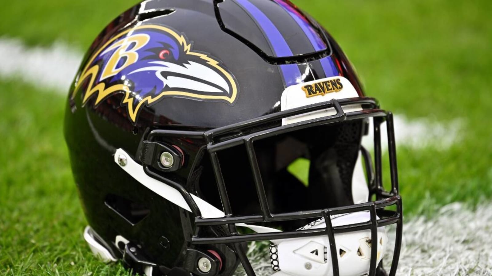 Ravens troll Taylor Swift, Brittany Mahomes with swag surfing celebration