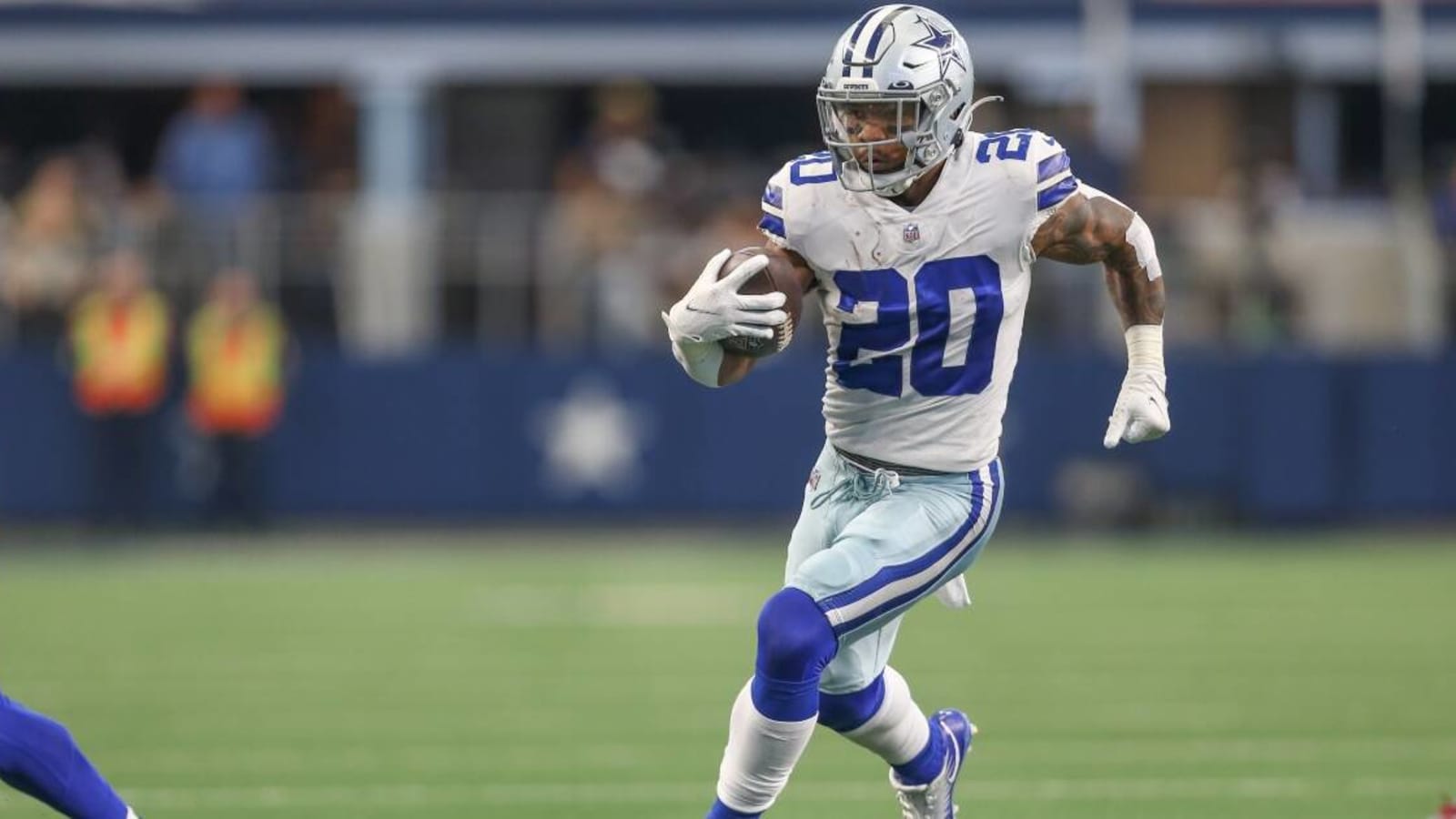 Report: Cowboys running back Tony Pollard expected to sign with Tennessee Titans in free agency