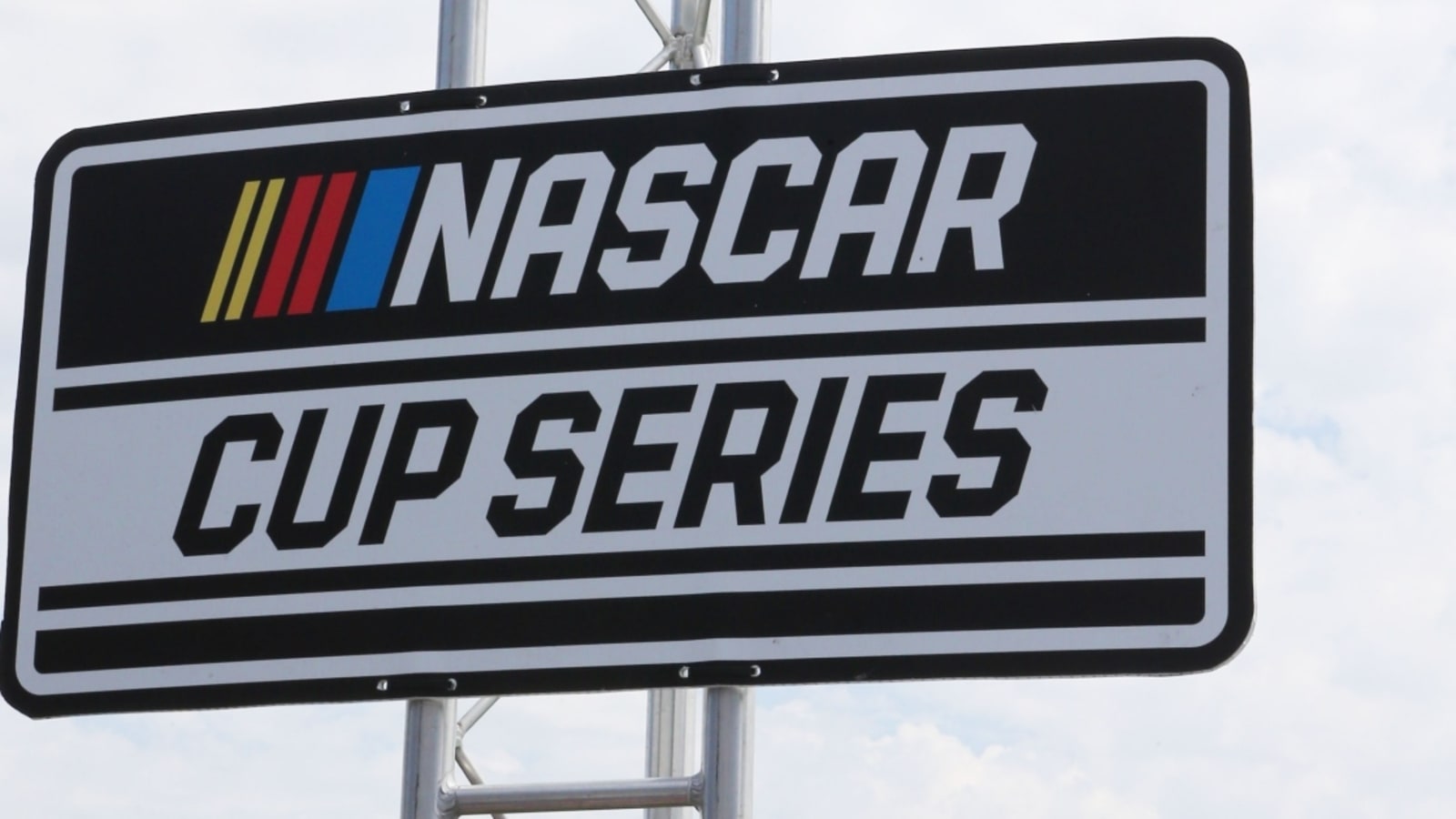 Judge explains reasoning behind denying NASCAR motions against 23XI, Front Row