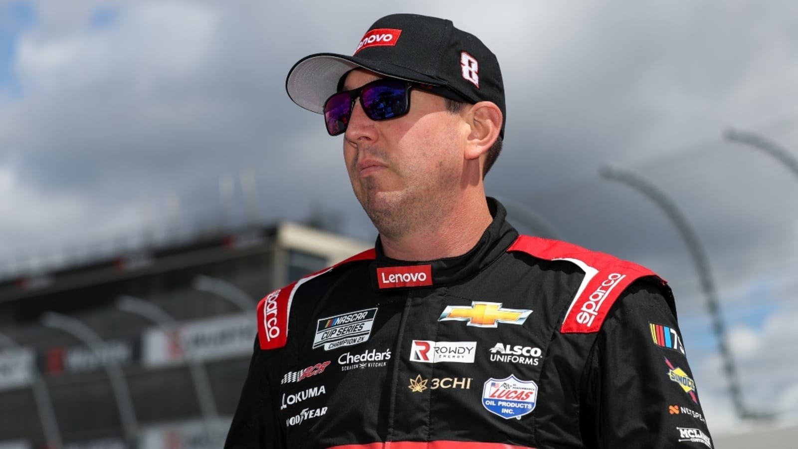 Kyle Busch gives emotional reaction to disappointing finish at Kansas