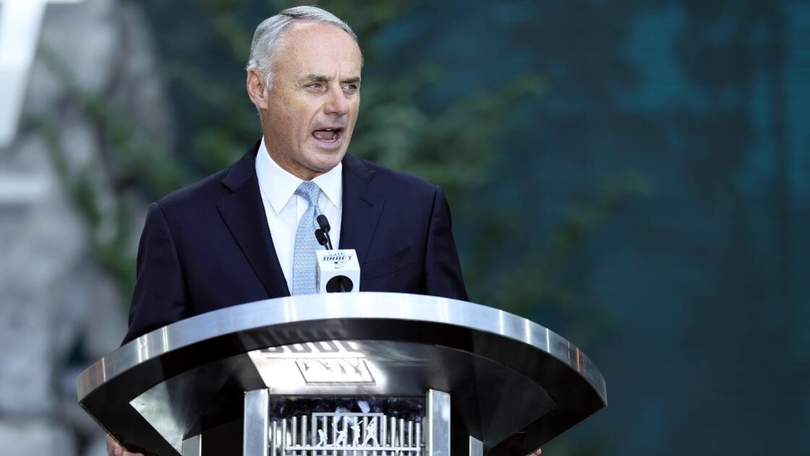 Rob Manfred makes embarrassing gaffe announcing MLB Draft pick