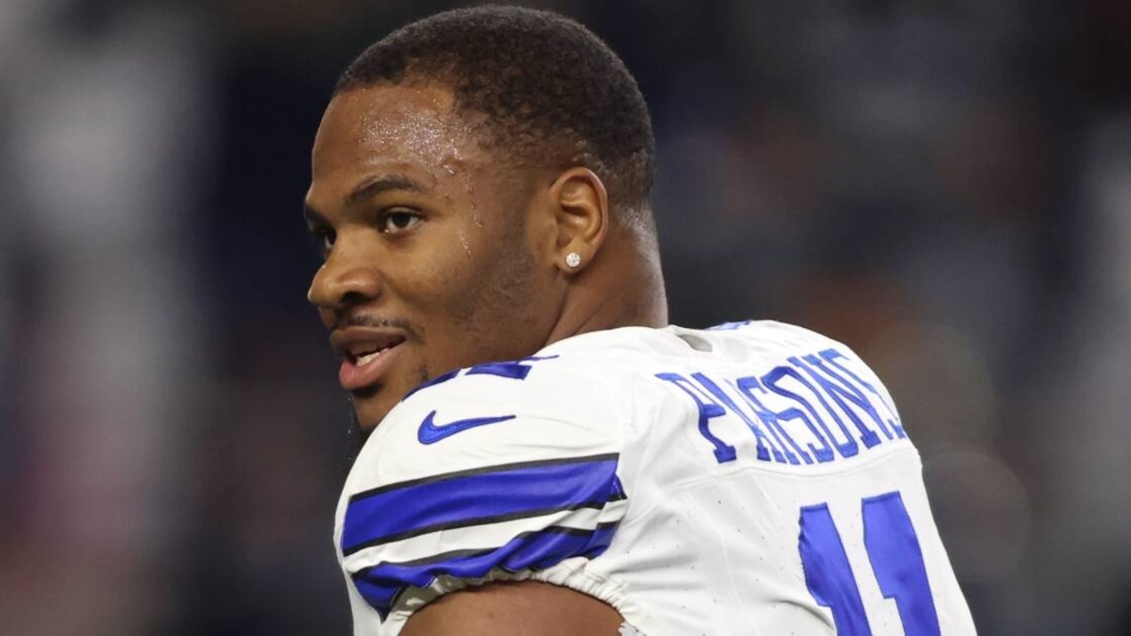 Micah Parsons contract dispute: Dallas Cowboys, star defender reportedly have ‘no movement’ towards new deal