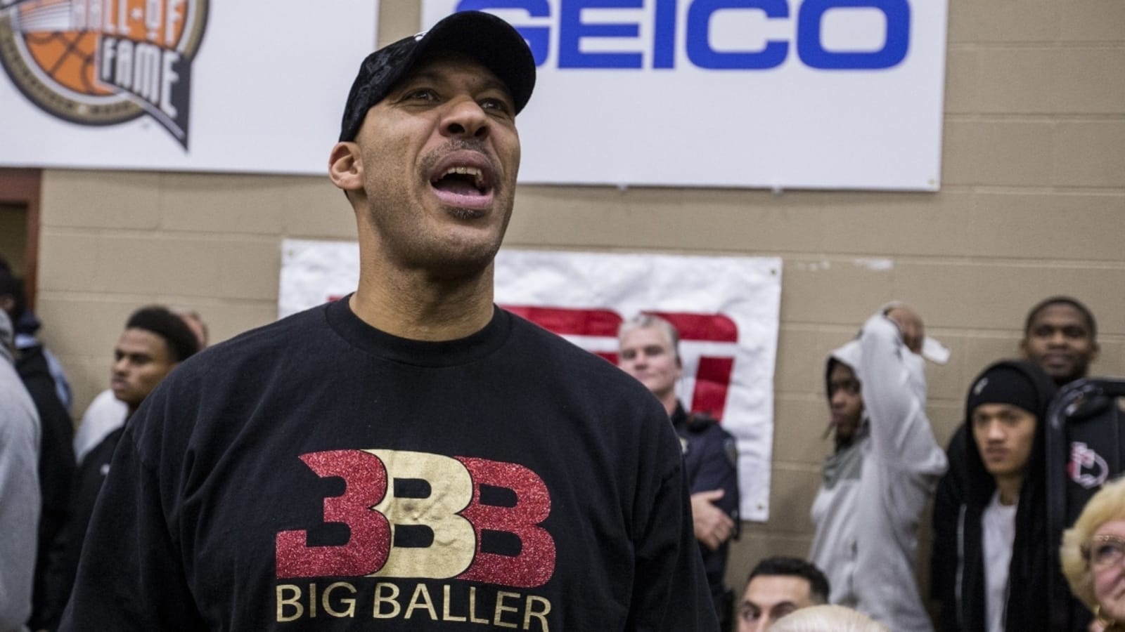LaVar Ball has foot amputated amid ‘serious medical issue’
