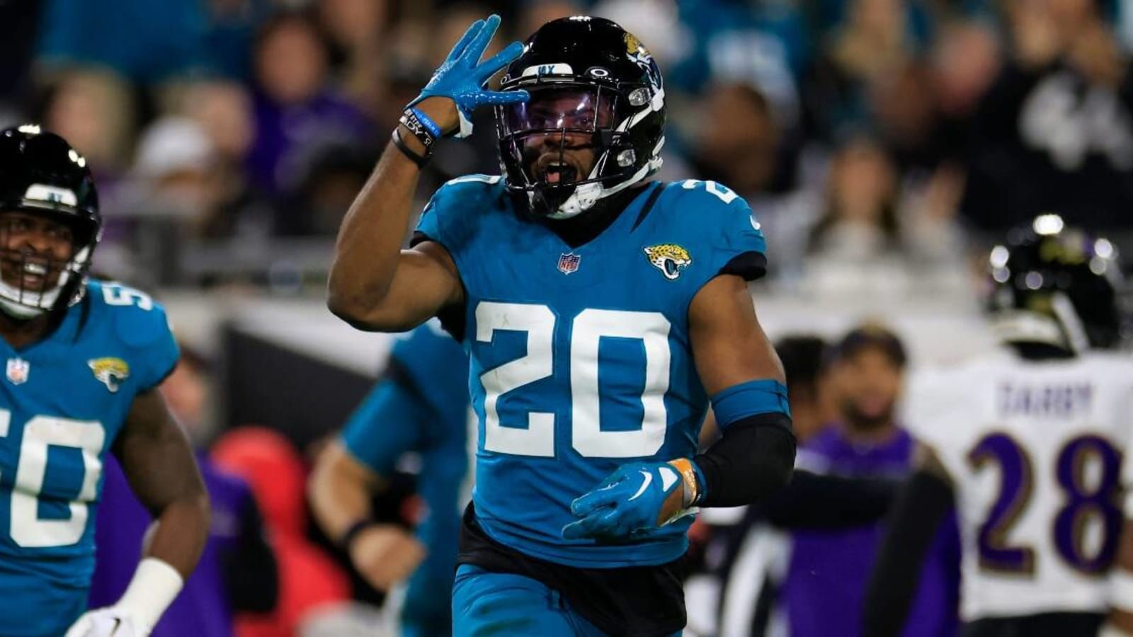 Jacksonville Jaguars re-sign safety Daniel Thomas