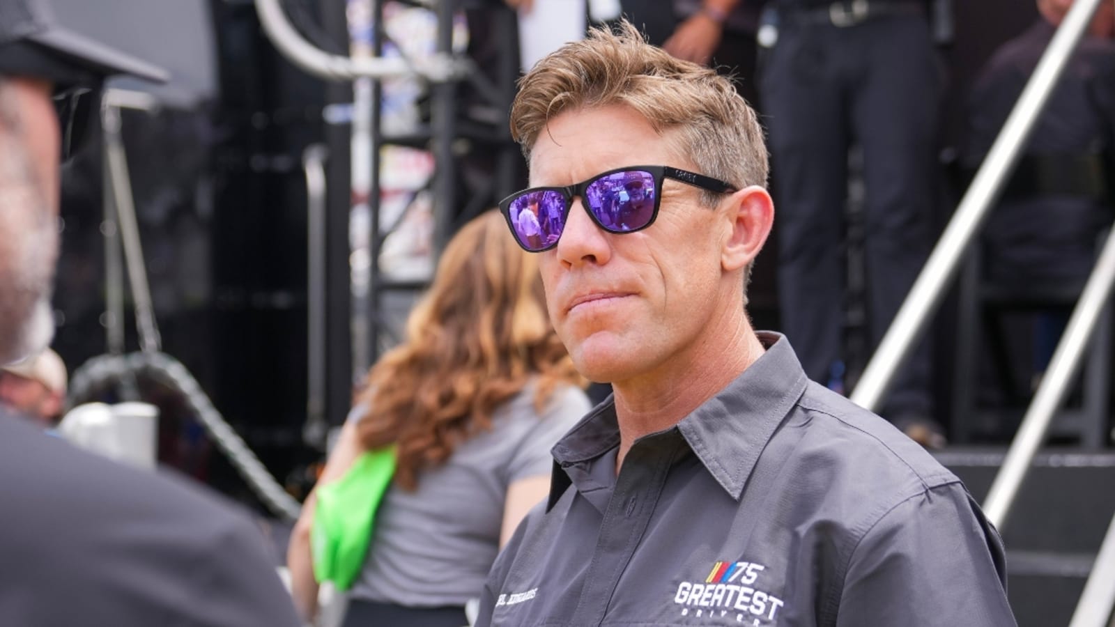 Carl Edwards declines Kyle Larson's offer to serve as substitute driver during All-Star practice