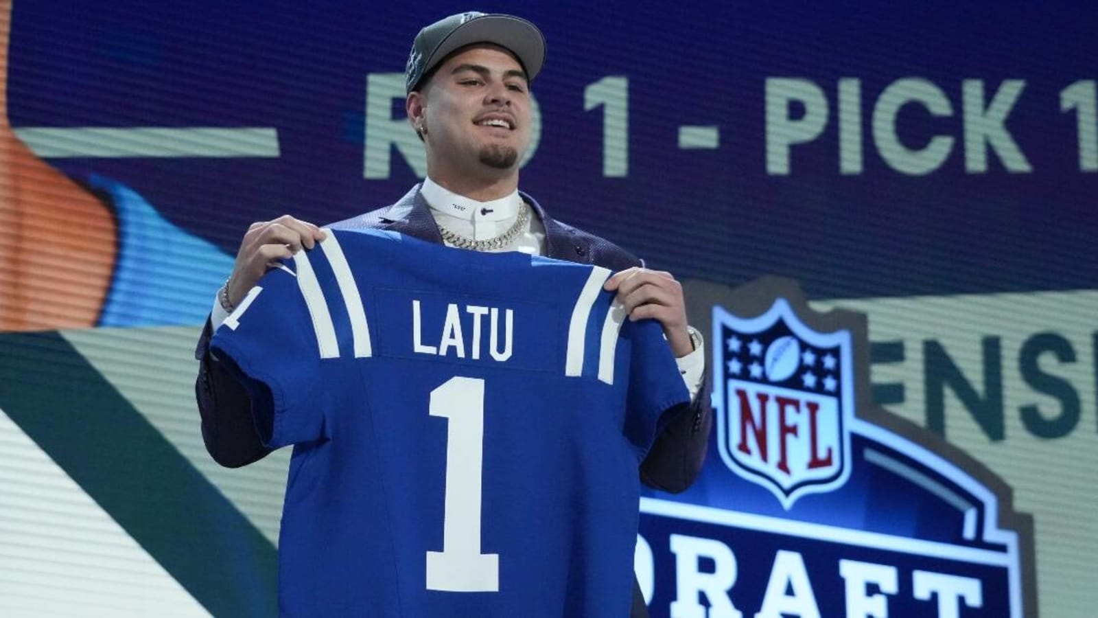 Colts sign first-round draft pick Laiatu Latu, rookie contract details revealed