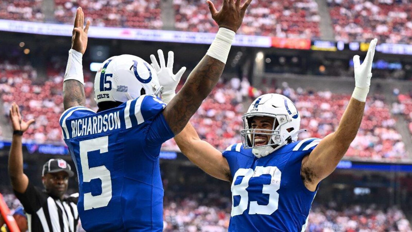 Colts TE Kylen Granson takes hilarious photoshoot with first career touchdown ball