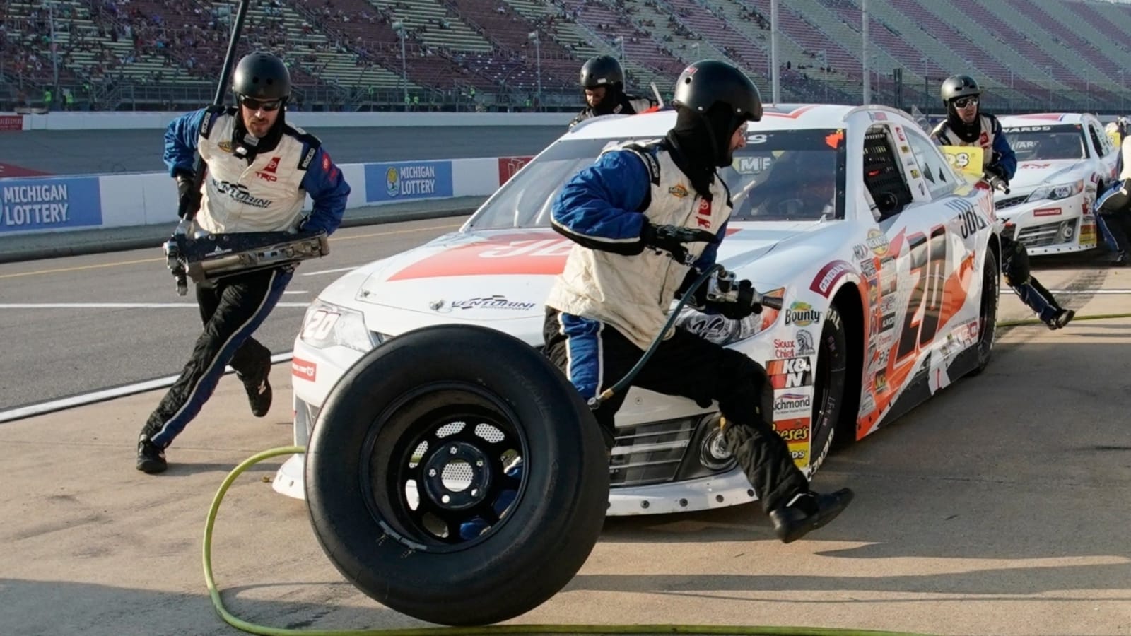 ARCA Menards Series qualifying at Michigan canceled due to rain