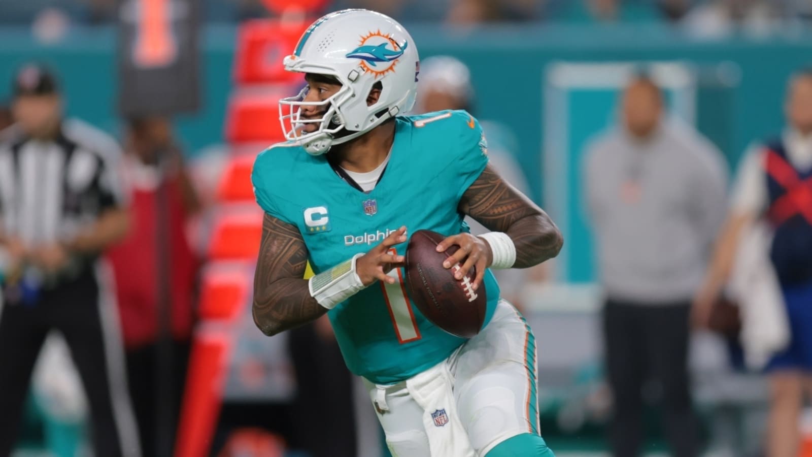 Tua Tagovailoa injury update: Latest on Dolphins QB for Week 18, potential playoff run