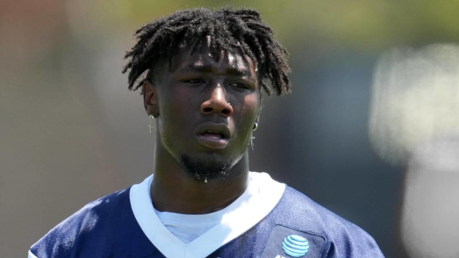 DeMarvion Overshown injury update: Cowboys LB ‘not going to slow down’ in return