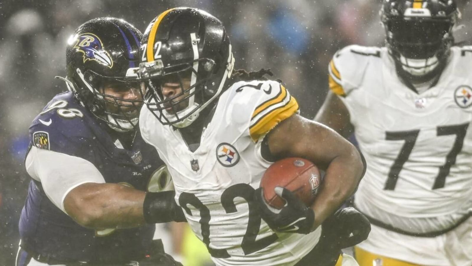 Najee Harris credits Mike Tomlin with ‘carrying’ Steelers to 10 wins