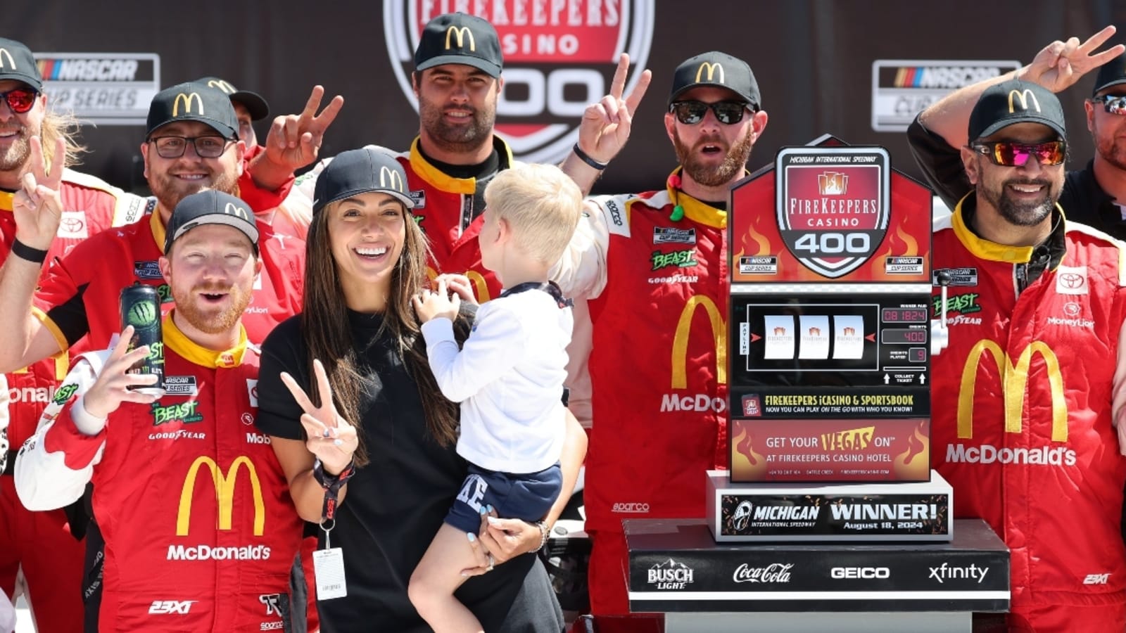 Tyler Reddick, wife Alexa announce second pregnancy and due date