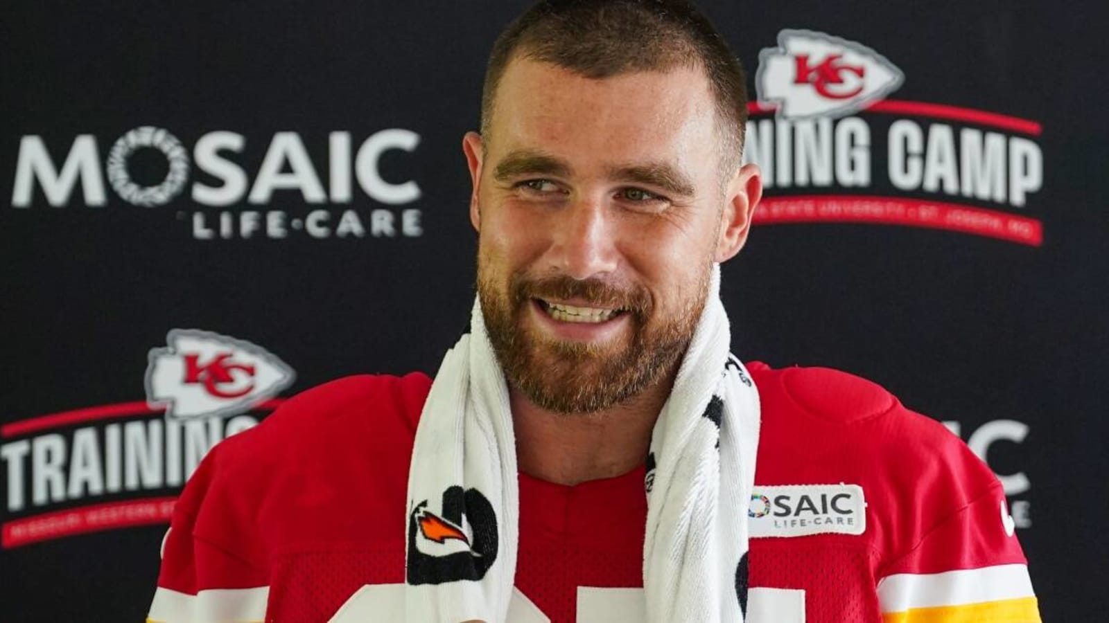 Travis Kelce shares hilarious failed interaction with Taylor Swift