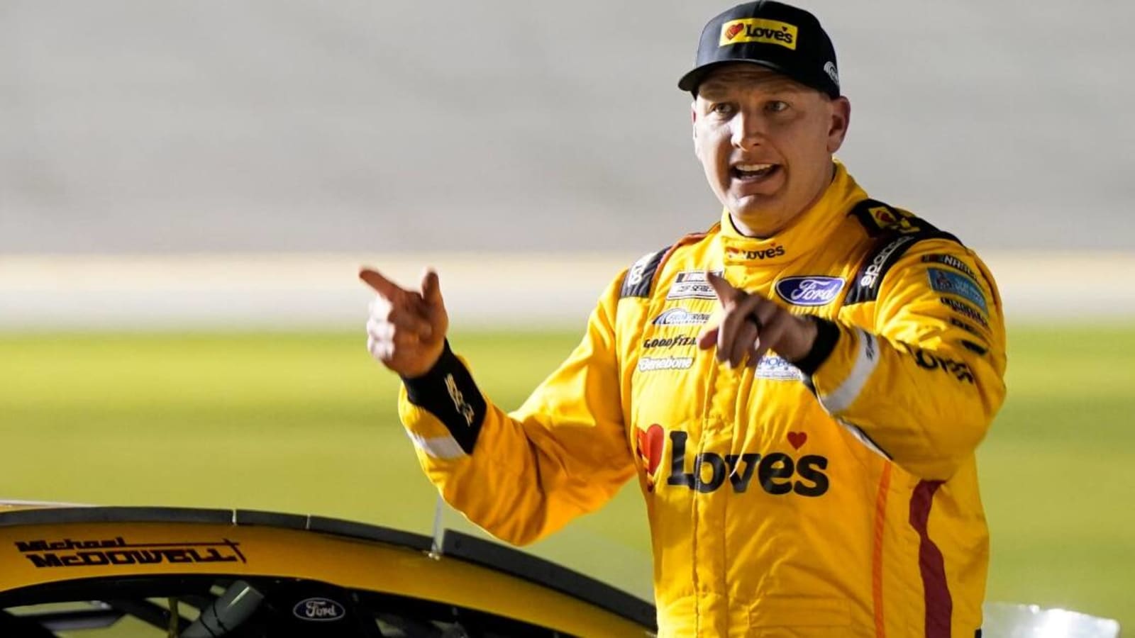 Michael McDowell: Kyle Larson and Joey Logano should have been penalized for Richmond restart