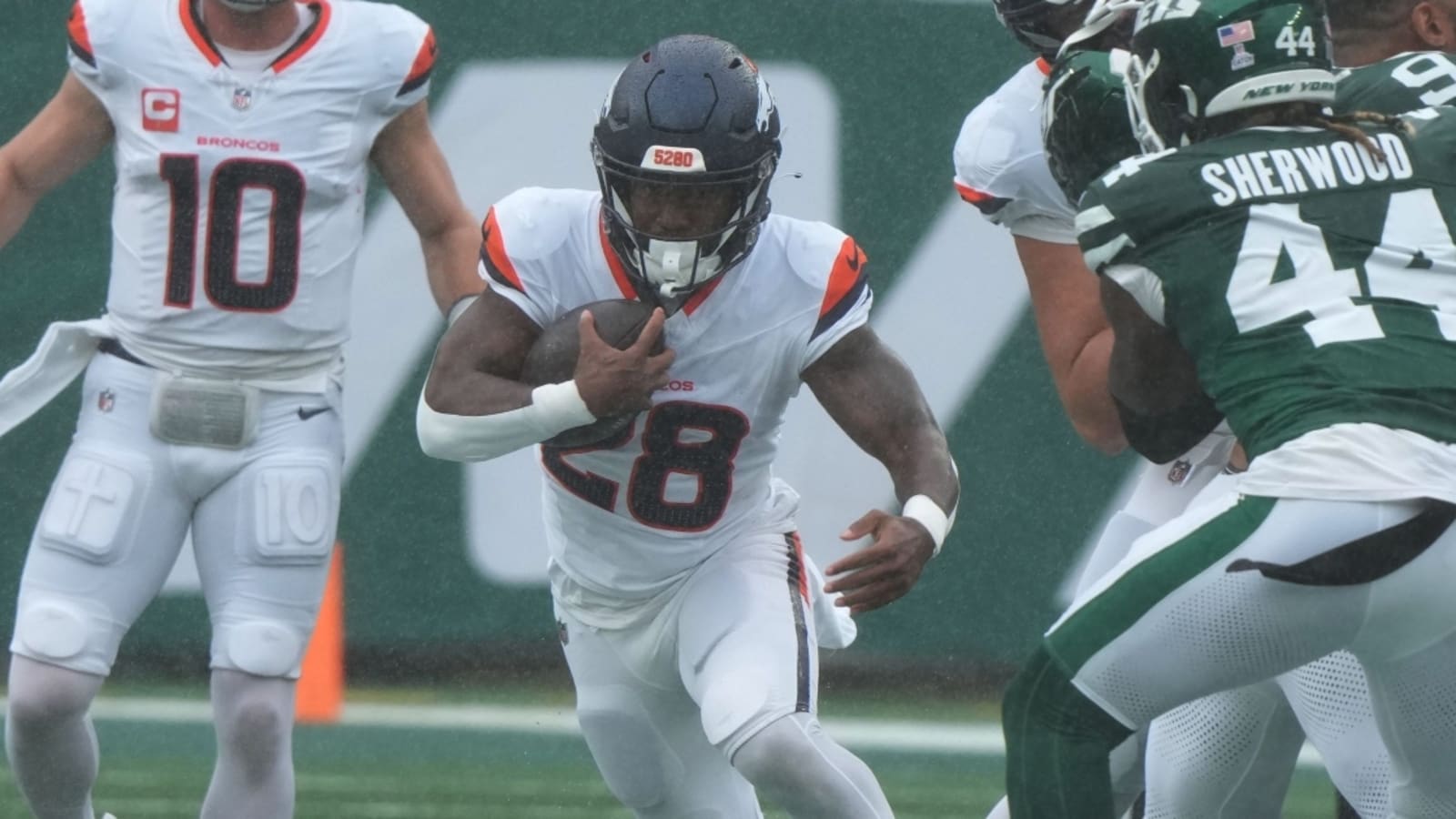 Tyler Badie injury: Pivotal update emerges on Broncos RB after collapsing during Jets game