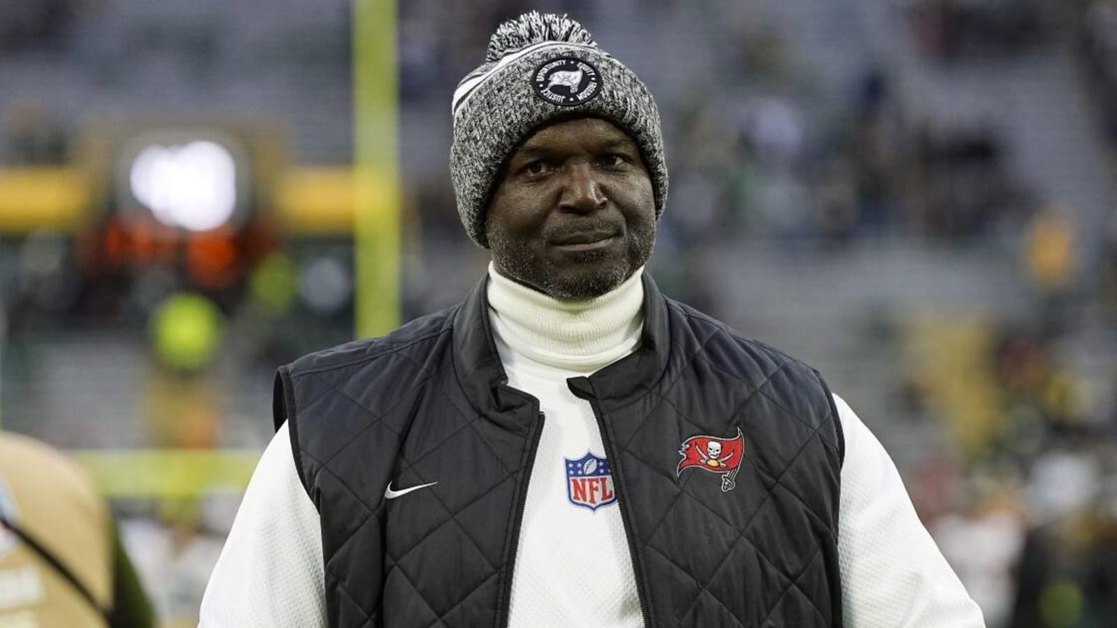 Todd Bowles reacts to question about weather impacting playoff game in dome