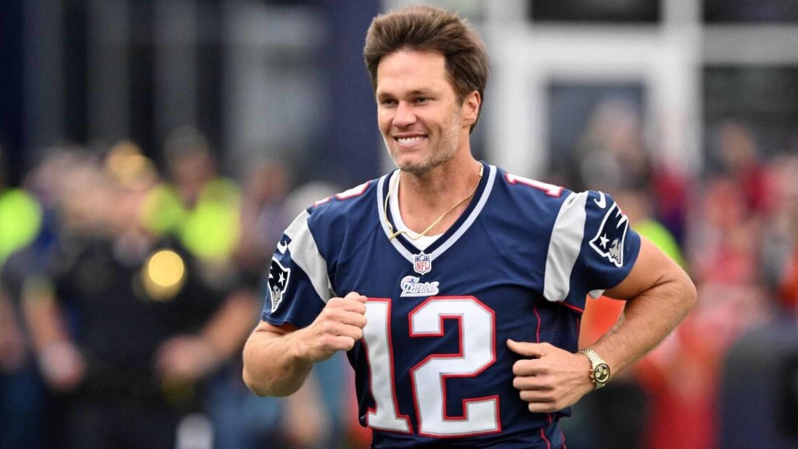 NFL preseason broadcast hints Tom Brady will call Week 5 Patriots