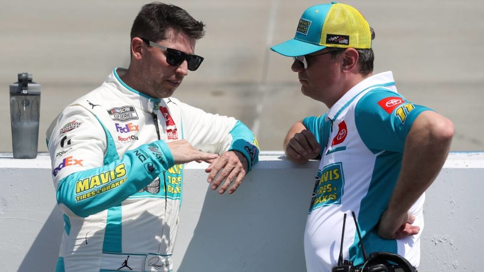 Denny Hamlin describes his trust in crew chief Chris Gabehart late in races