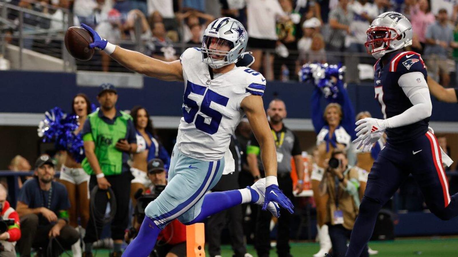 Cowboys owner Jerry Jones releases statement following Leighton Vander Esch’s retirement