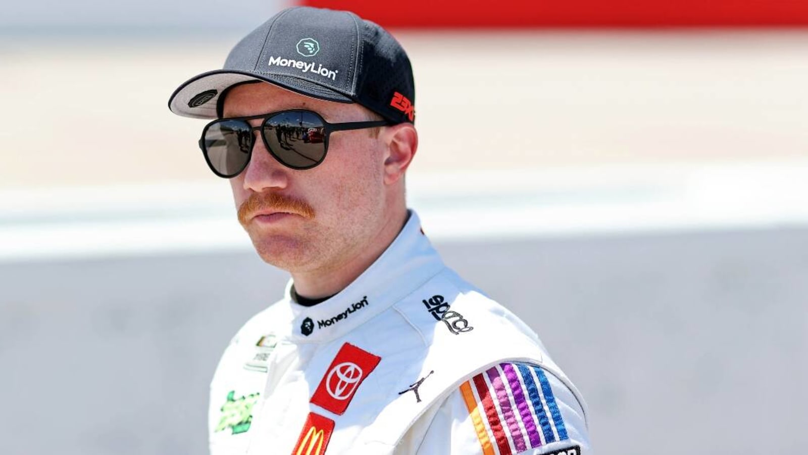 Kevin Harvick takes issue with Tyler Reddick ‘pathetic’ over-apologizing to Chris Buescher