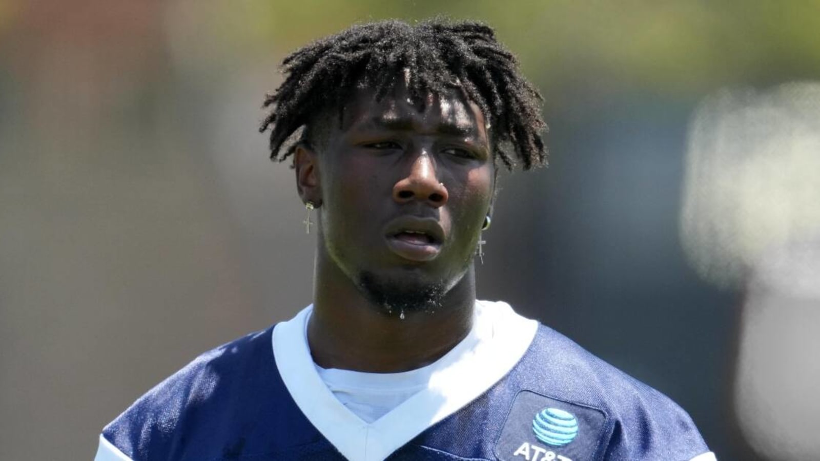 Cowboys linebacker DeMarvion Overshown views ACL injury as ‘blessing in disguise’