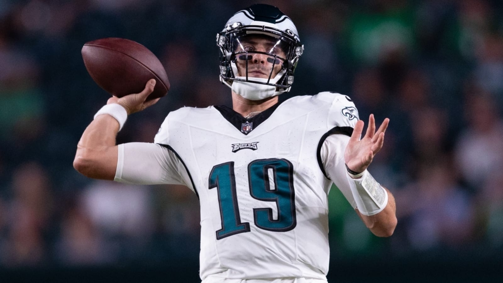 Philadelphia Eagles waive QB Ian Book
