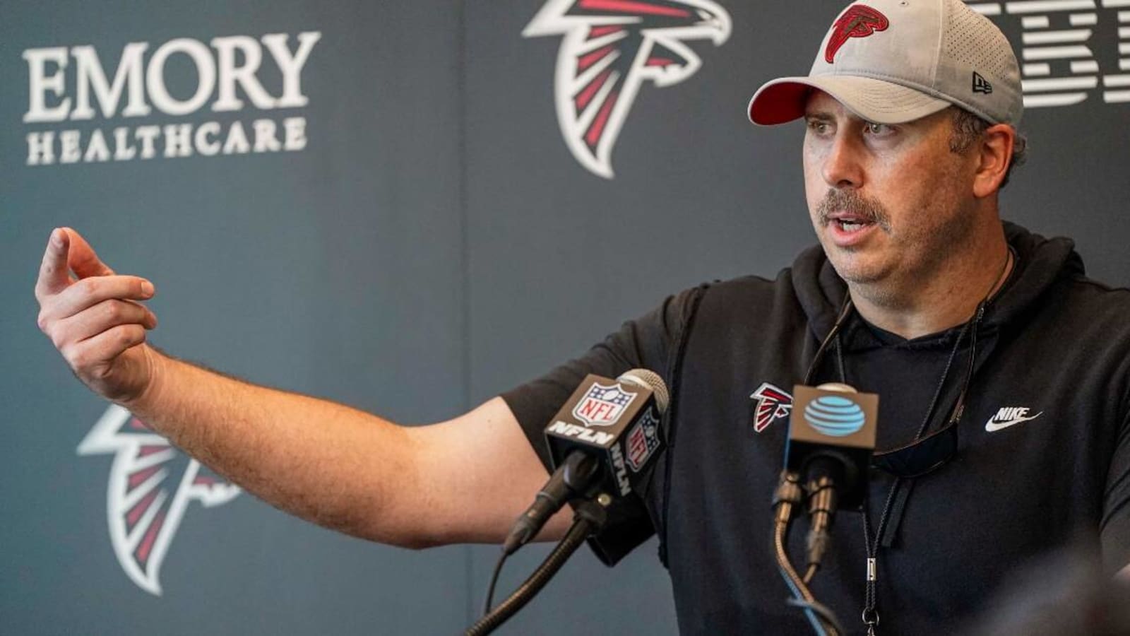 Atlanta Falcons fire head coach Arthur Smith after three seasons