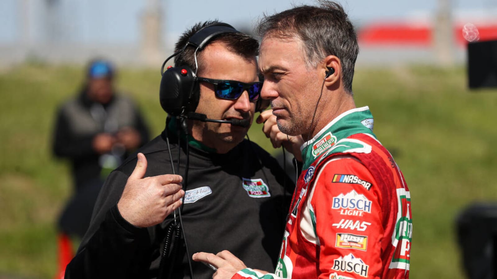 Kevin Harvick: ‘I would be alarmed if I was still in that Ford camp’