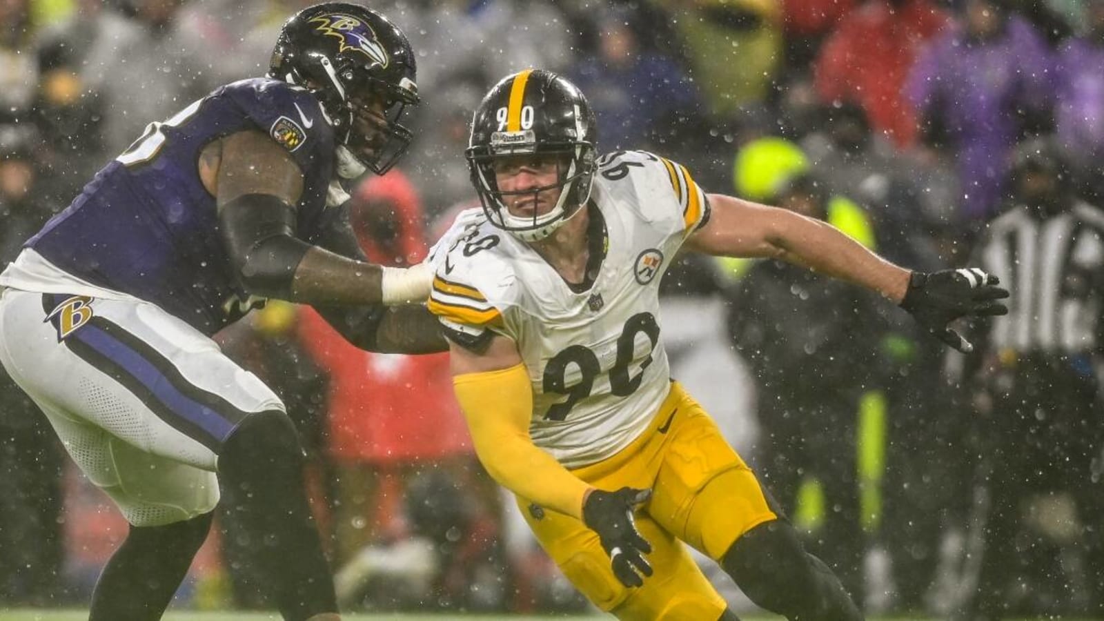 Steelers’ T.J. Watt helped off field after apparent knee injury vs. Ravens