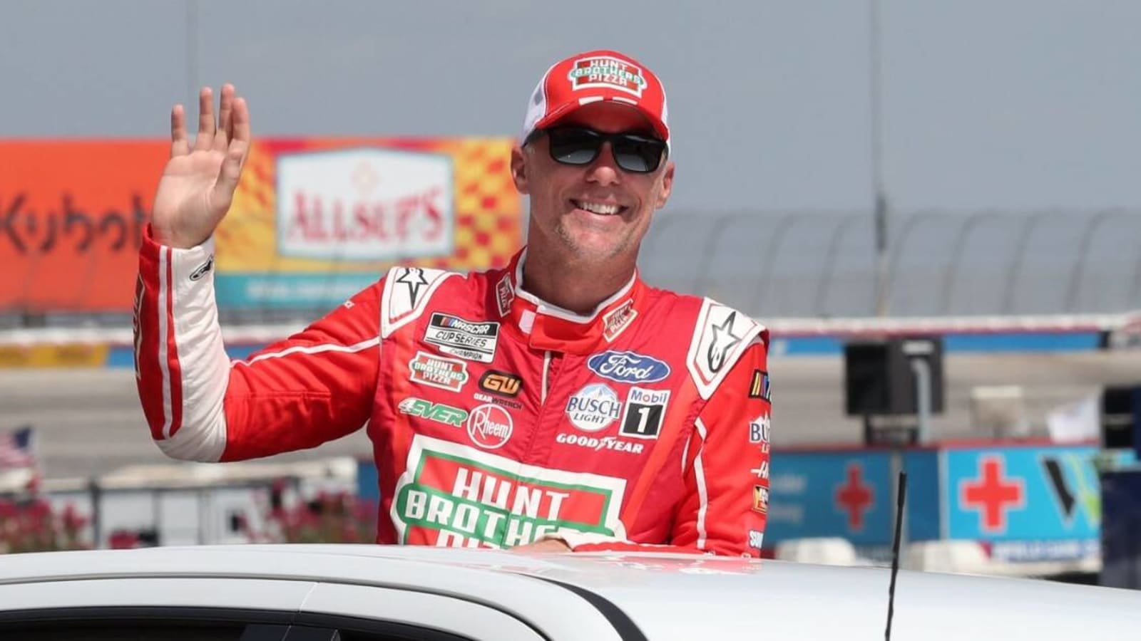 Kevin Harvick predicts winner at Michigan as NASCAR Playoffs come into focus