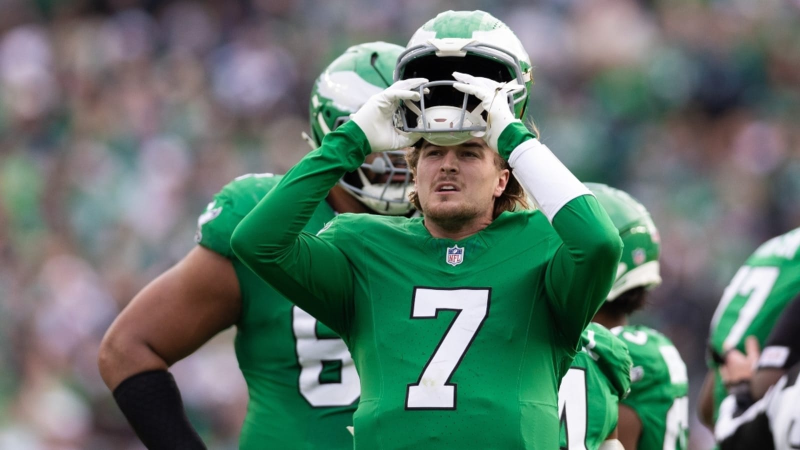 Report: Kenny Pickett played against Cowboys with broken ribs, received multiple painkilling injections
