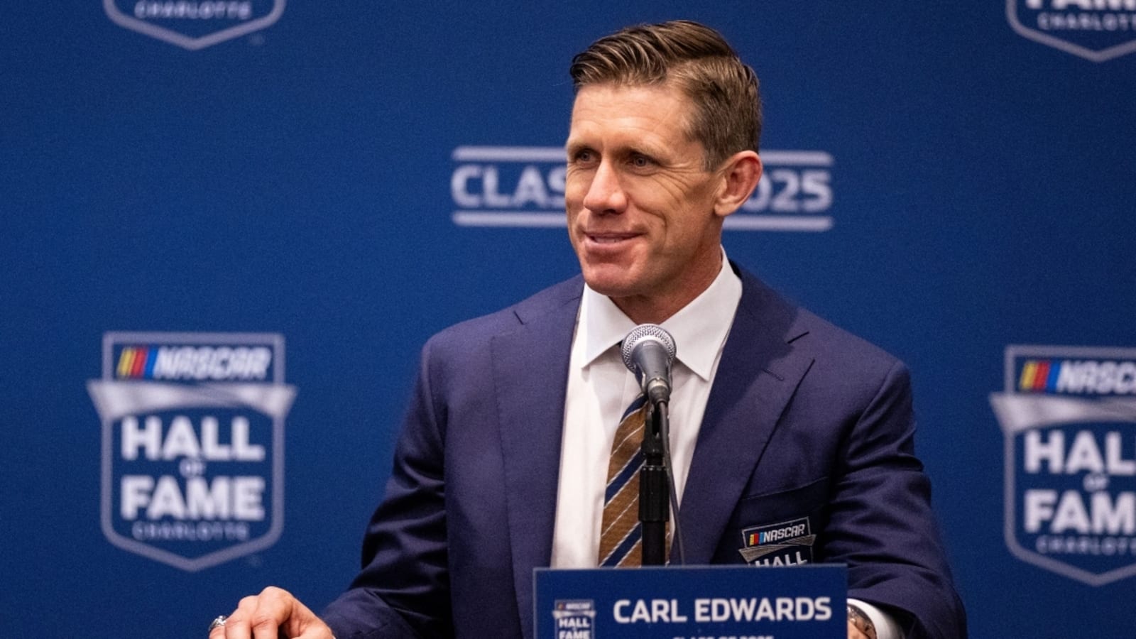 Carl Edwards explains decision to leave NASCAR, pinpoints Homestead heartbreak