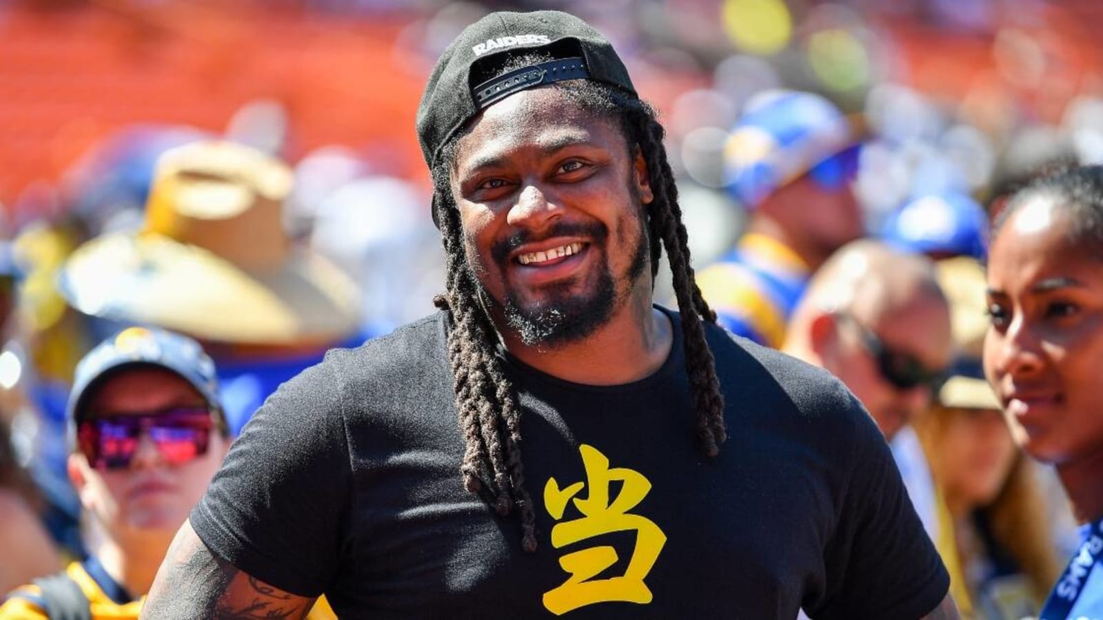 Marshawn Lynch: ‘Aaron Rodgers is the best QB I ever played with’