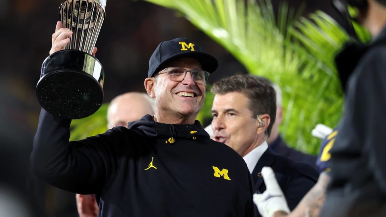 Los Angeles Chargers change Twitter profile pic to iconic Jim Harbaugh face after hiring him as HC