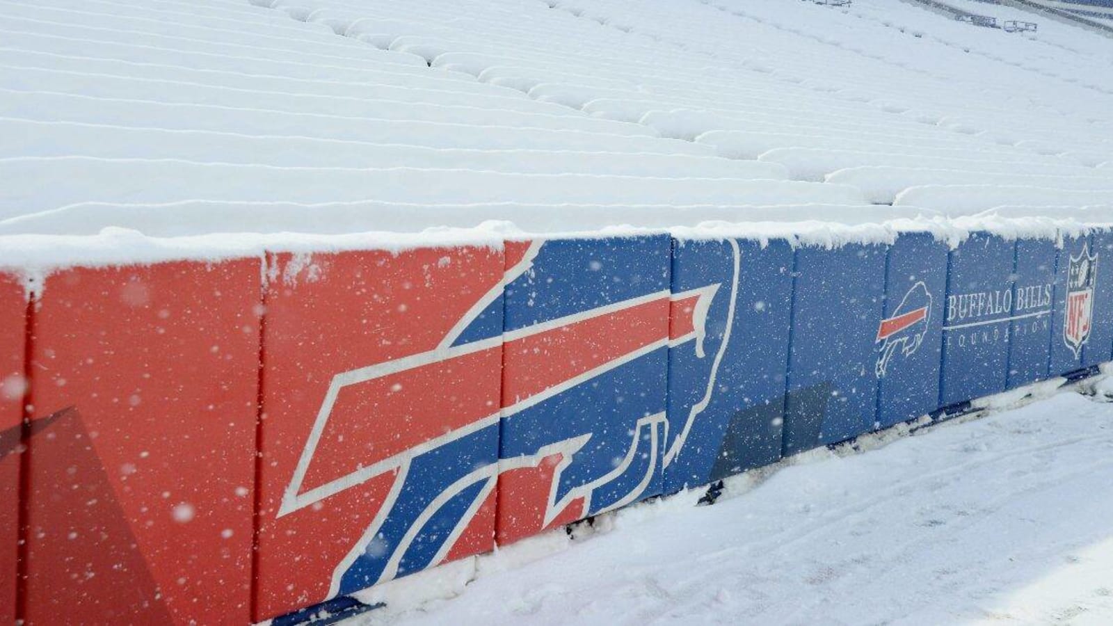 Buffalo Bills Fans Shovel Highmark Stadium Shirtless Slide Down Snow Chute Yardbarker 9706