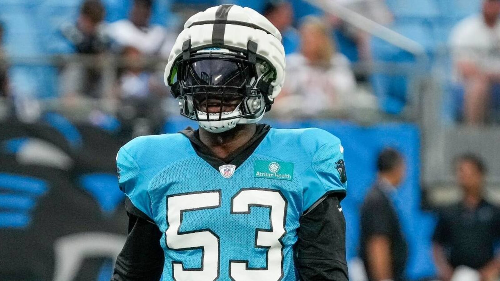 Panthers sign LB Deion Jones to active roster after Shaq Thompson injury